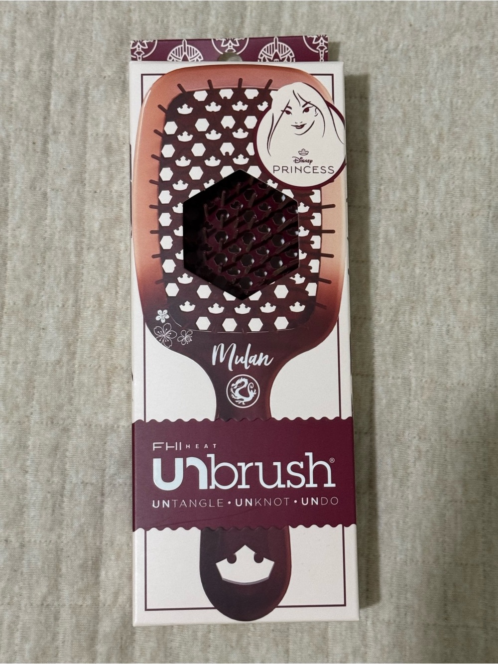 FHI Heat UNbrush Collection Disney Princess Detangling Brush Mulan